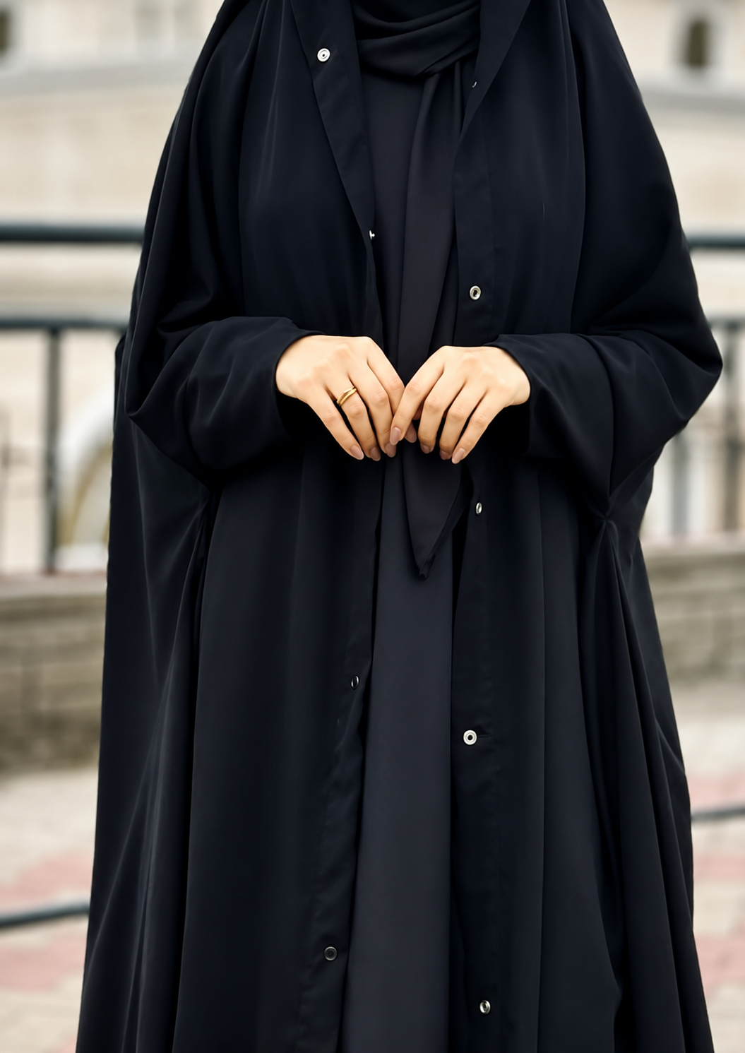 Irani Burqa-Button Edition