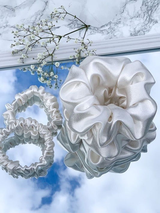 Scrunchies-White